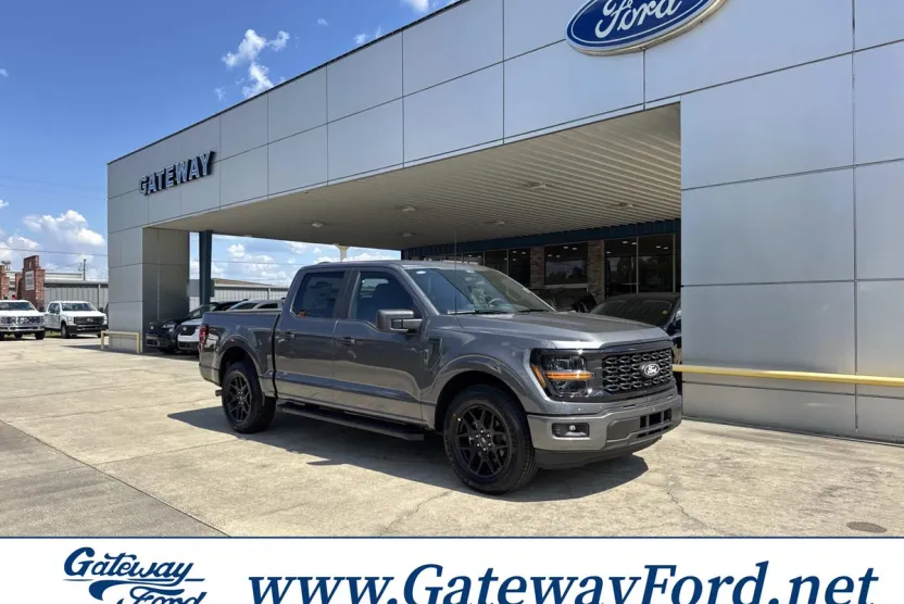 2025 Ford F-150 STX photo 1