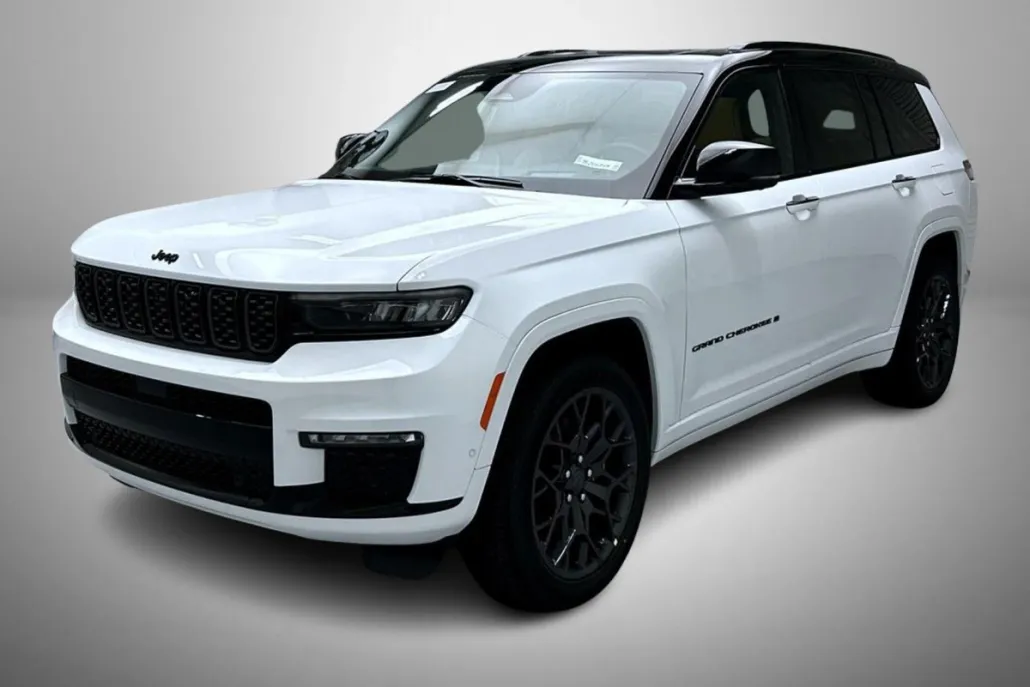 2025 Jeep Grand Cherokee L Summit photo 1