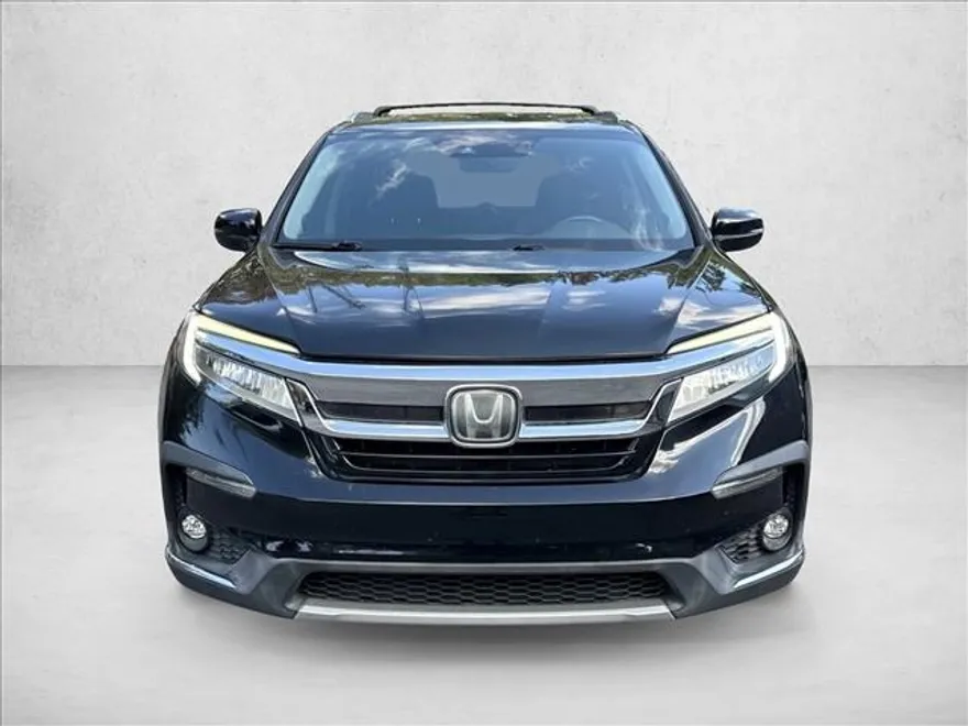 2019 Honda Pilot Touring photo 1