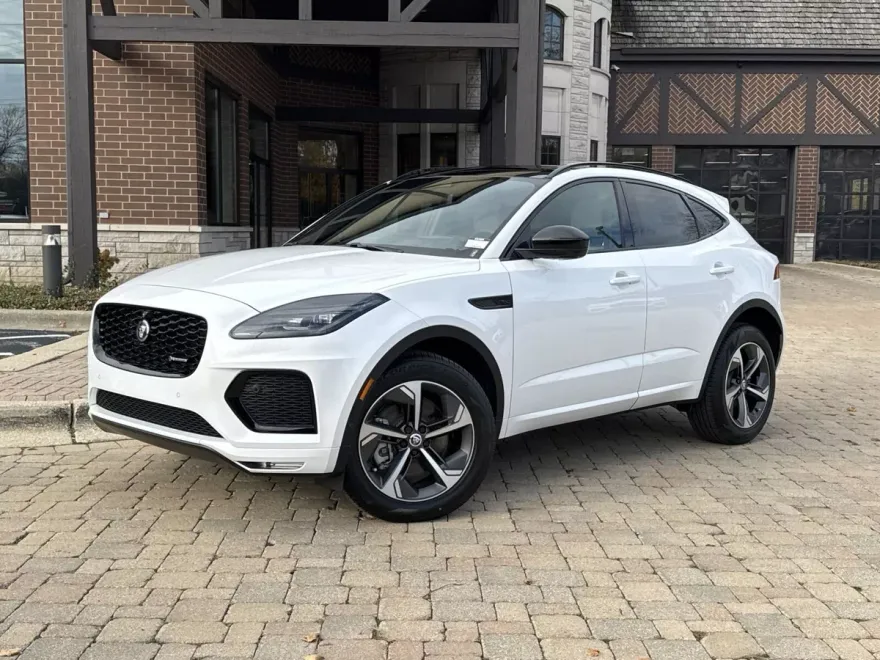2024 Jaguar E-PACE R-Dynamic SE photo 1