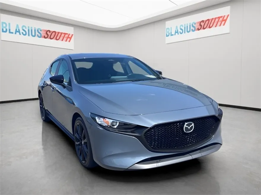 2024 Mazda Mazda3 2.5 s Carbon photo 1
