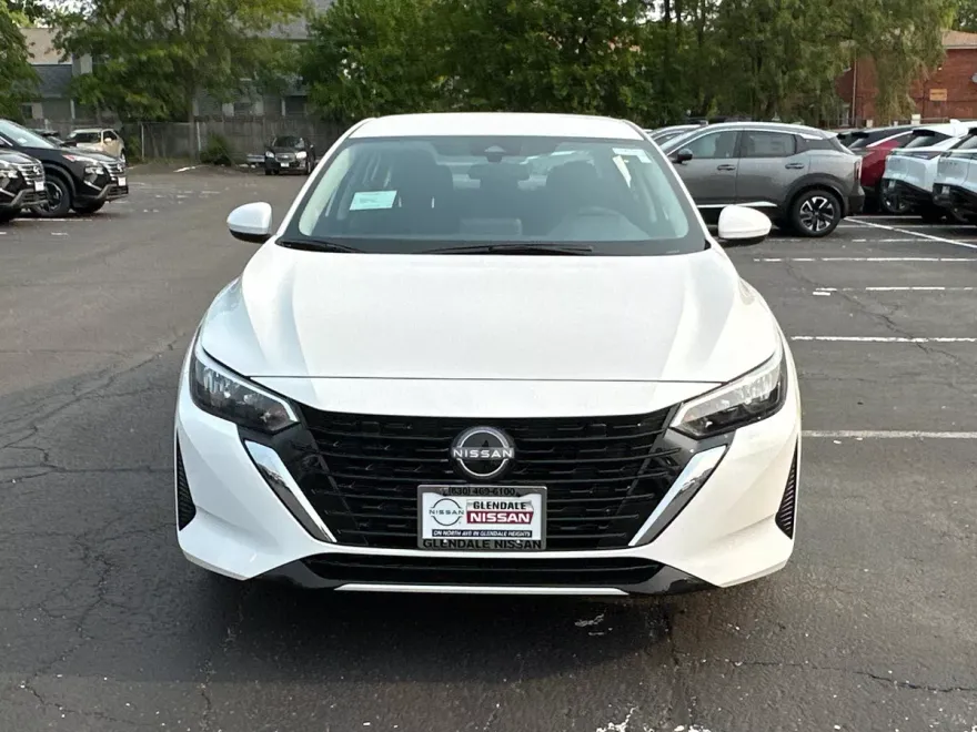 2025 Nissan Sentra SV photo 1