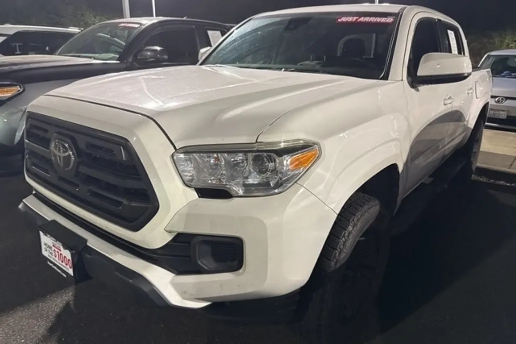 2019 Toyota Tacoma SR photo 1