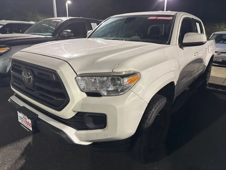 2019 Toyota Tacoma SR photo 1