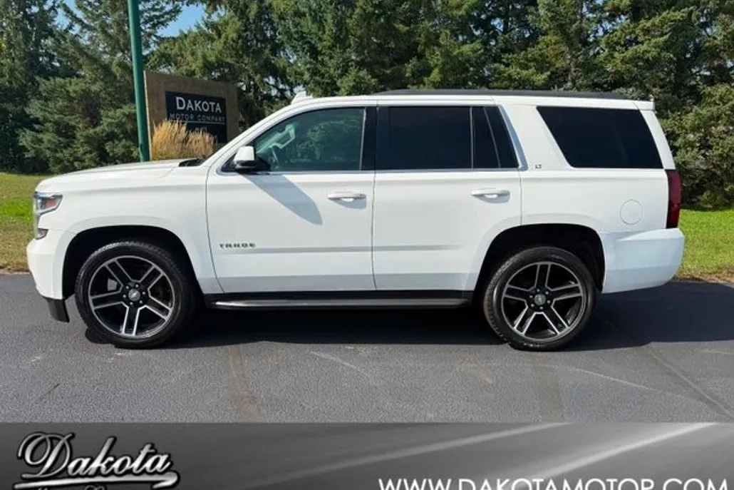 2015 Chevrolet Tahoe LT photo 1