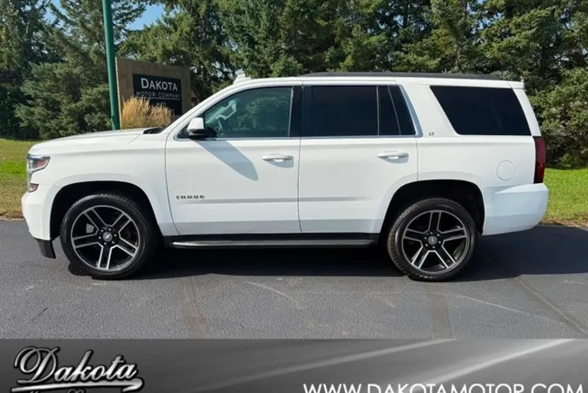 2015 Chevrolet Tahoe LT photo 1