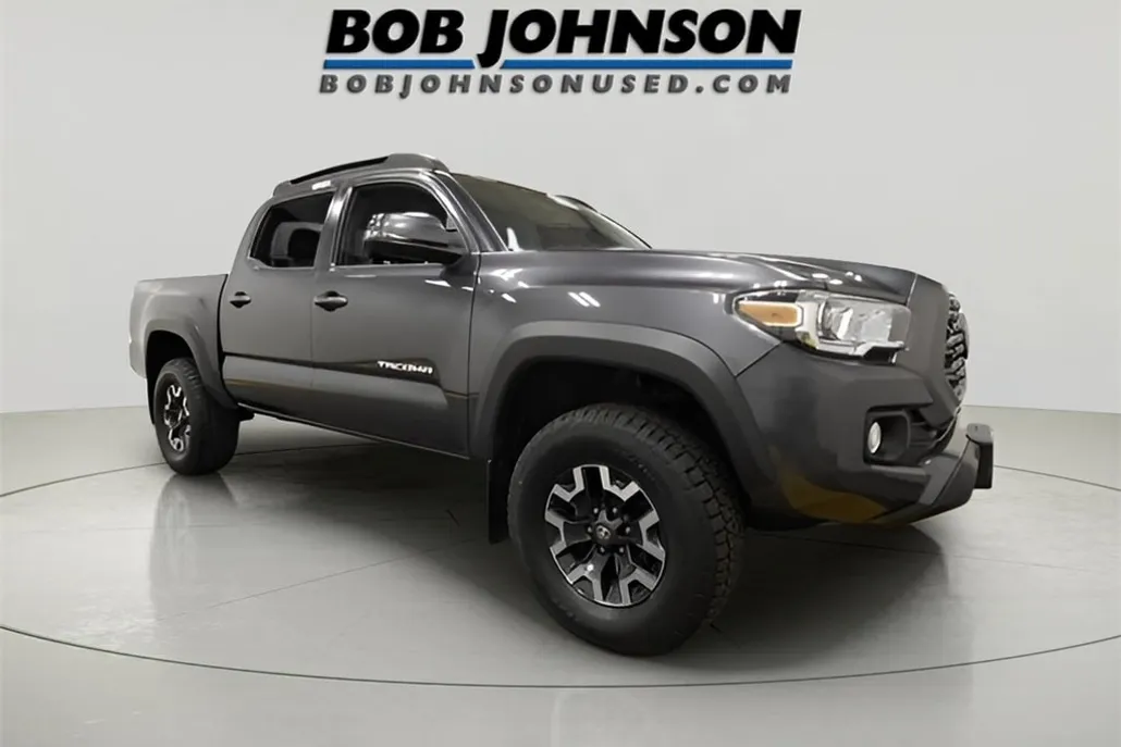 2022 Toyota Tacoma SR V6 photo 1