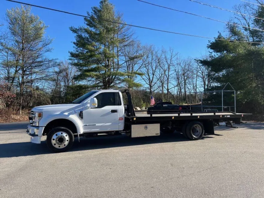 2021 Ford F-550 photo 1