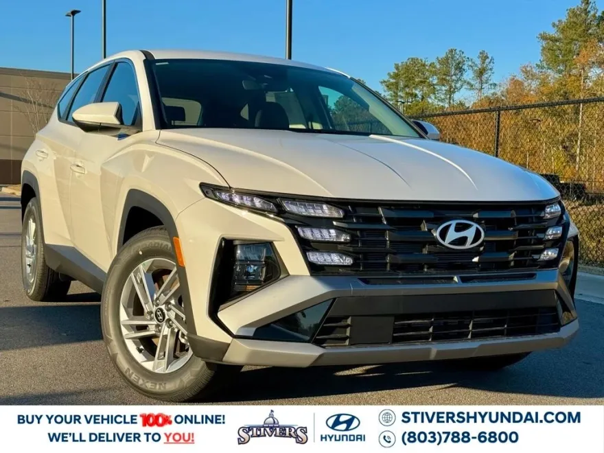 2025 Hyundai Tucson SE photo 1
