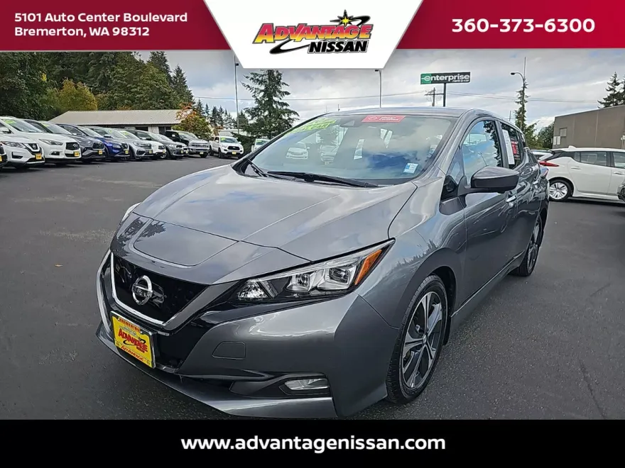 2020 Nissan Leaf SV photo 1