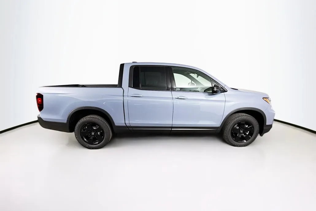 2026 Honda Ridgeline Black Edition photo 1