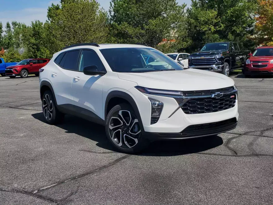 2025 Chevrolet Trax photo 1