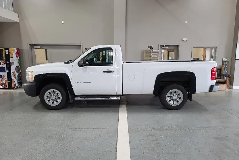 2013 Chevrolet Silverado 1500 Work Truck photo 1
