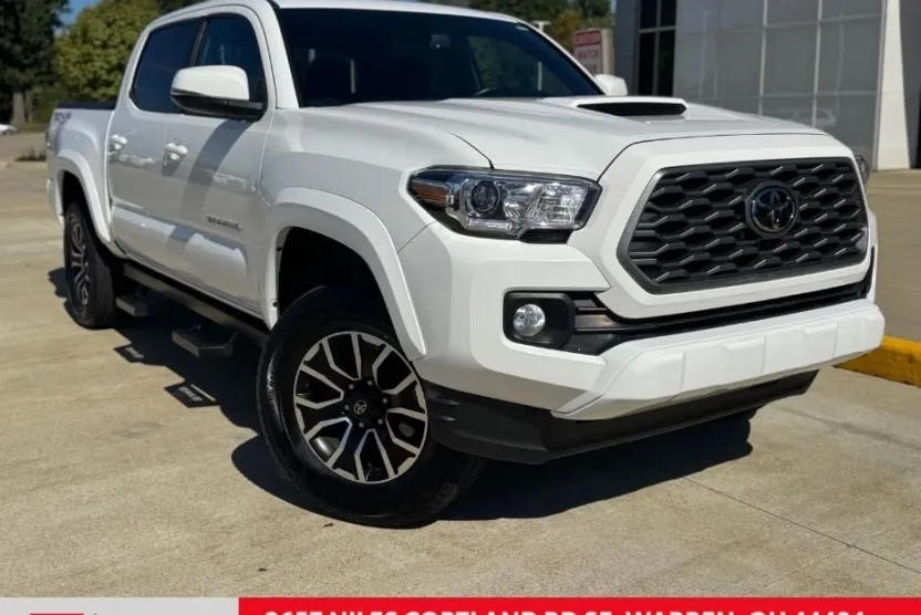 2022 Toyota Tacoma TRD Sport V6 photo 1