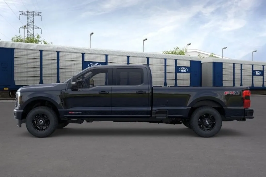 2026 Ford F-350 XL photo 1