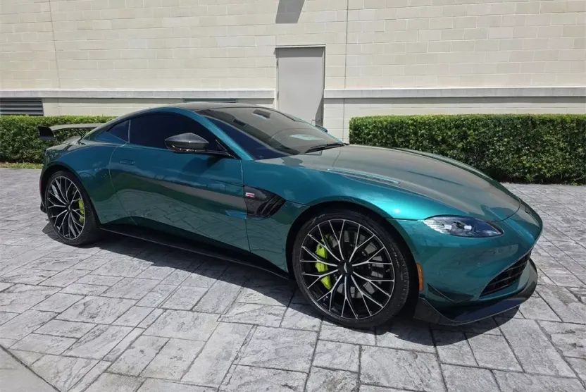 2022 Aston Martin Vantage AM6 photo 1