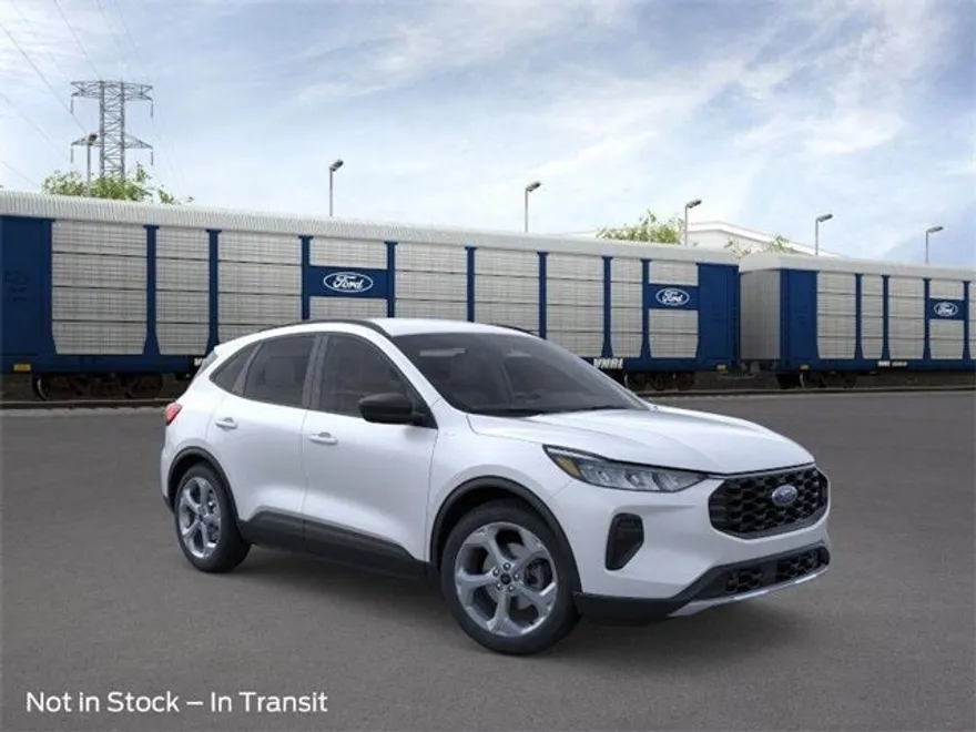 2025 Ford Escape ST-Line photo 1