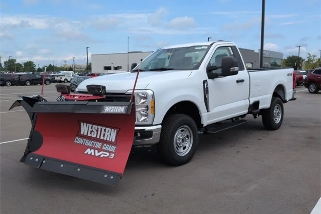 2023 Ford F-250 photo 1