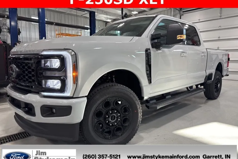 2026 Ford F-250 XLT photo 1