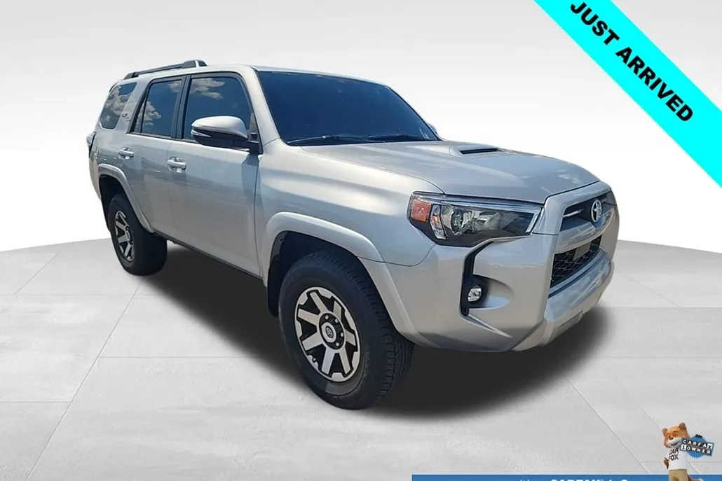2023 Toyota 4Runner TRD Off-Road Premium photo 1