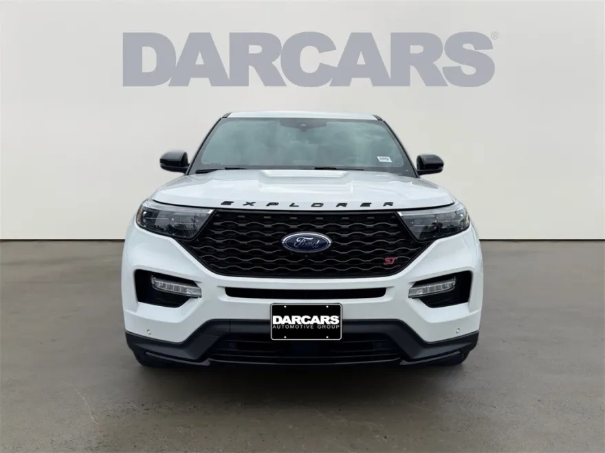 2021 Ford Explorer ST photo 1