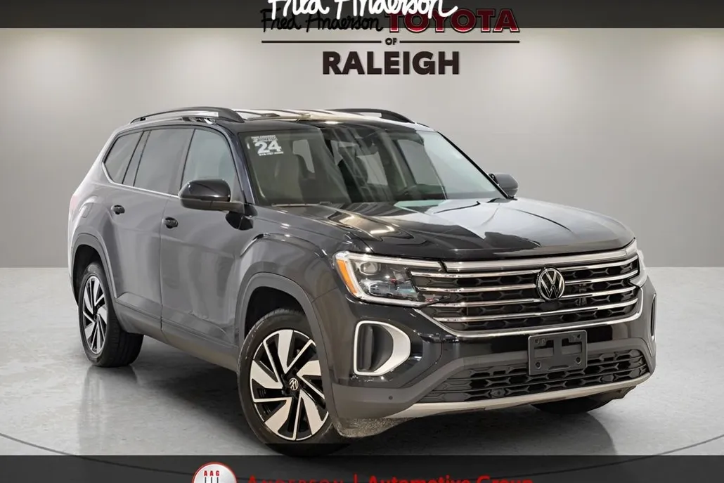 2024 Volkswagen Atlas SE Technology photo 1