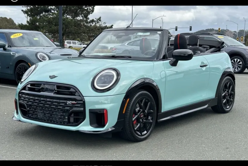 2026 Mini Cooper Convertible Iconic photo 1