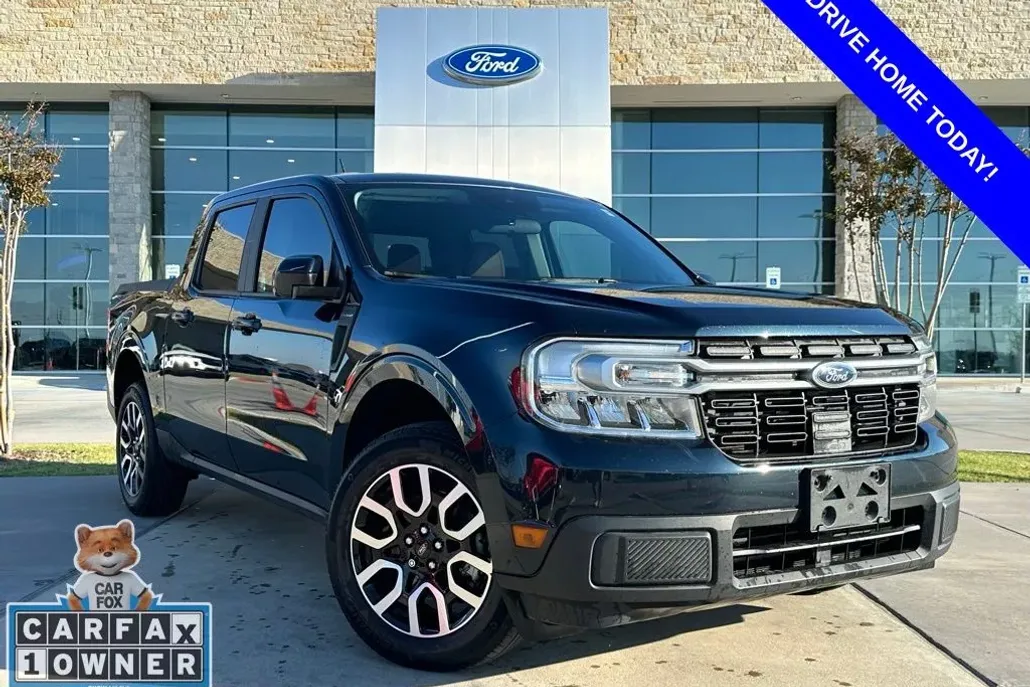 2022 Ford Maverick Lariat photo 1