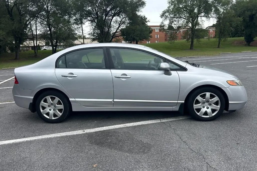 2008 Honda Civic LX photo 1