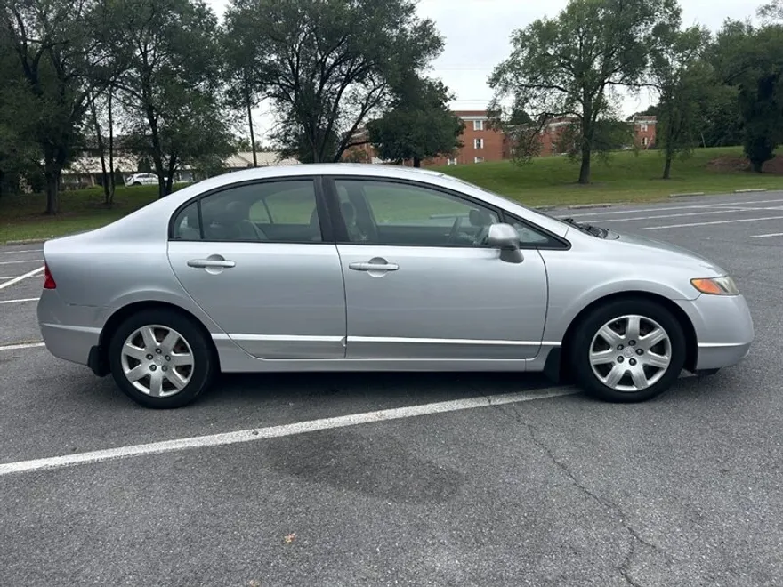 2008 Honda Civic LX photo 1