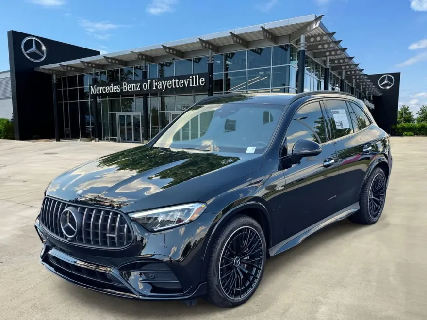 2024 Mercedes Benz GLC 43 AMG 4MATIC photo 1