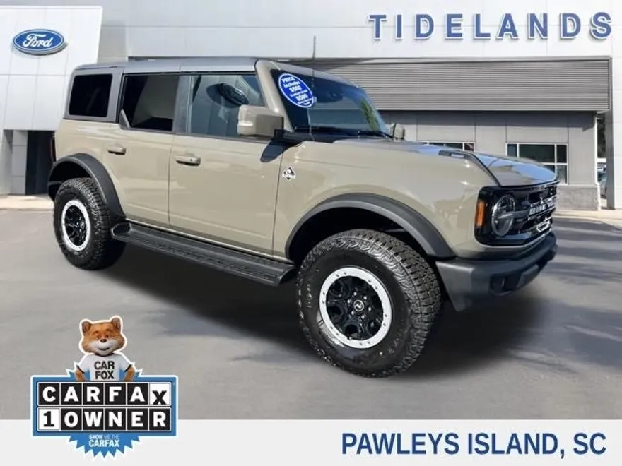 2025 Ford Bronco Outer Banks photo 1