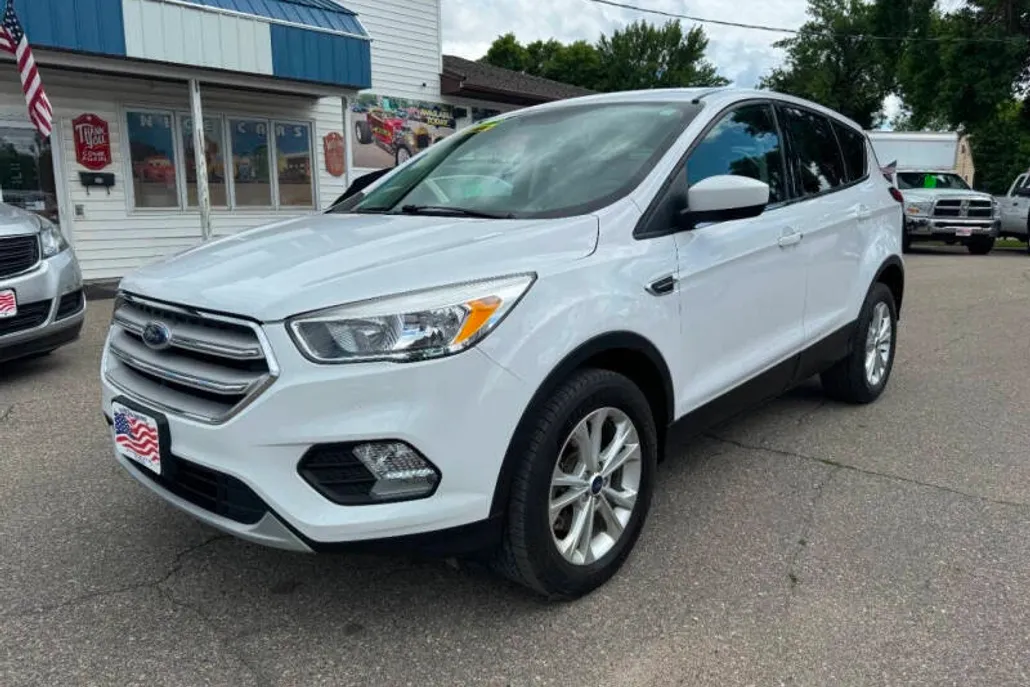 2019 Ford Escape SE photo 1