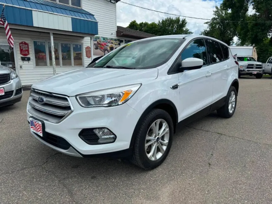 2019 Ford Escape SE photo 1