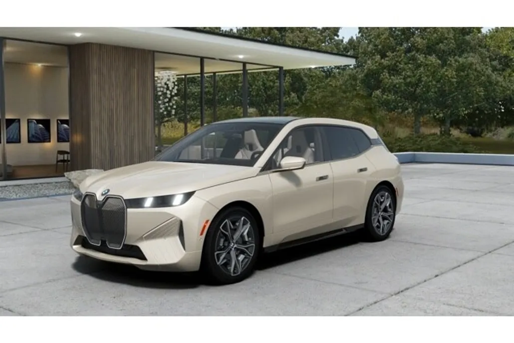 2026 Bmw iX photo 1