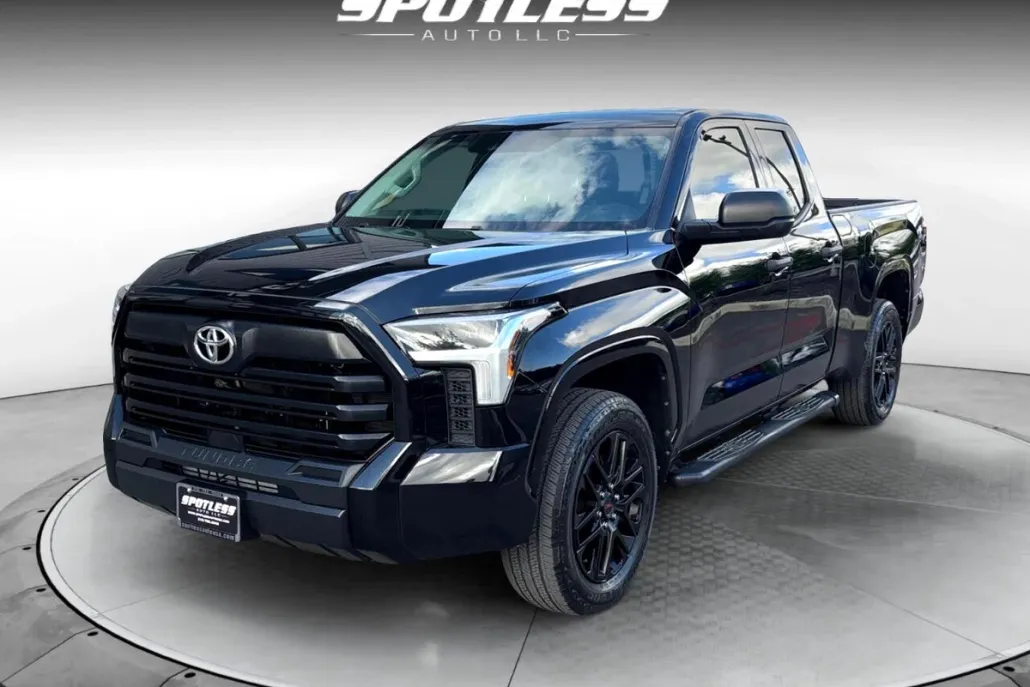 2022 Toyota Tundra SR Double Cab photo 1