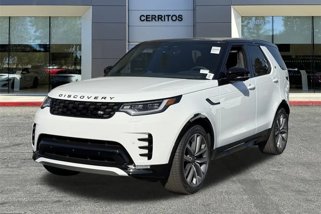 2025 Land Rover Discovery SE photo 1