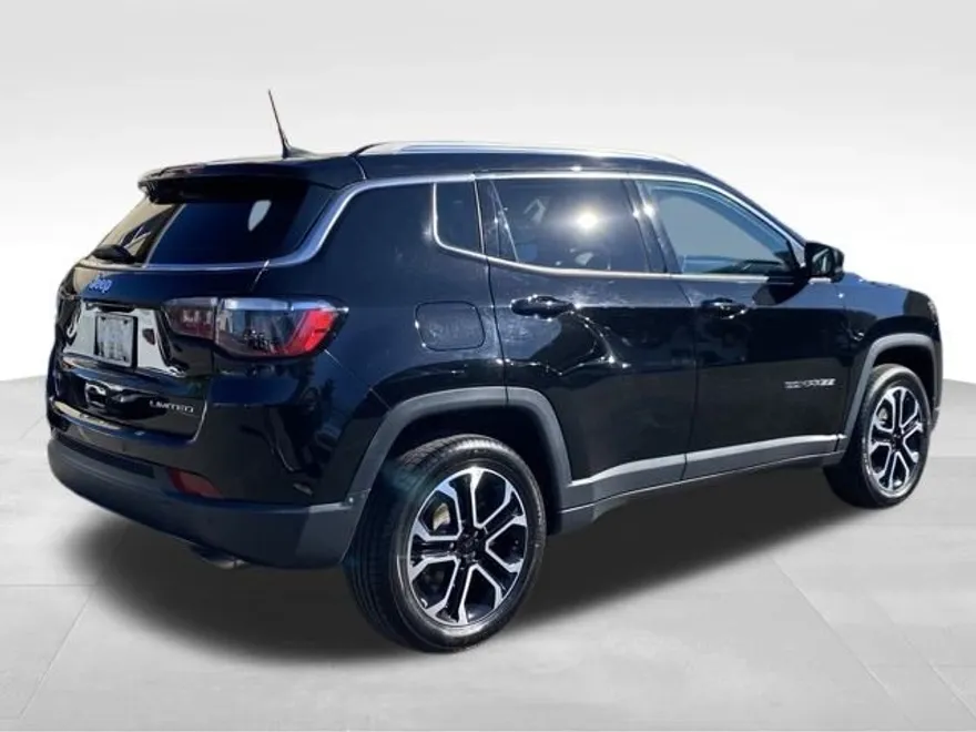 2022 Jeep Compass Limited photo 1