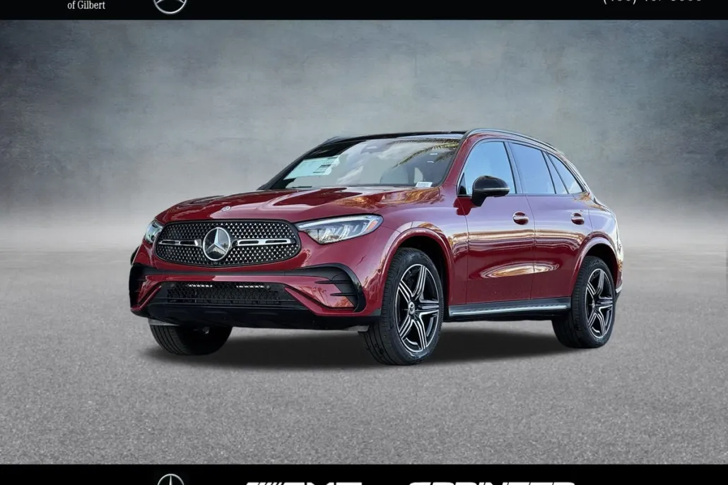2025 Mercedes Benz GLC 300 photo 1