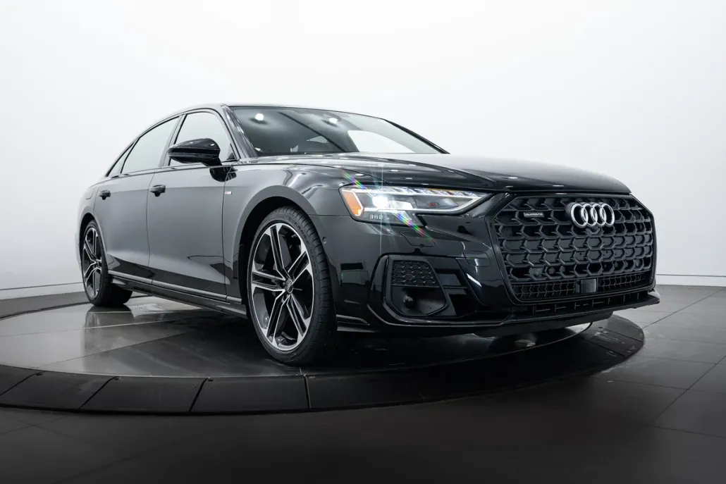 2025 Audi A8 L 55 photo 1