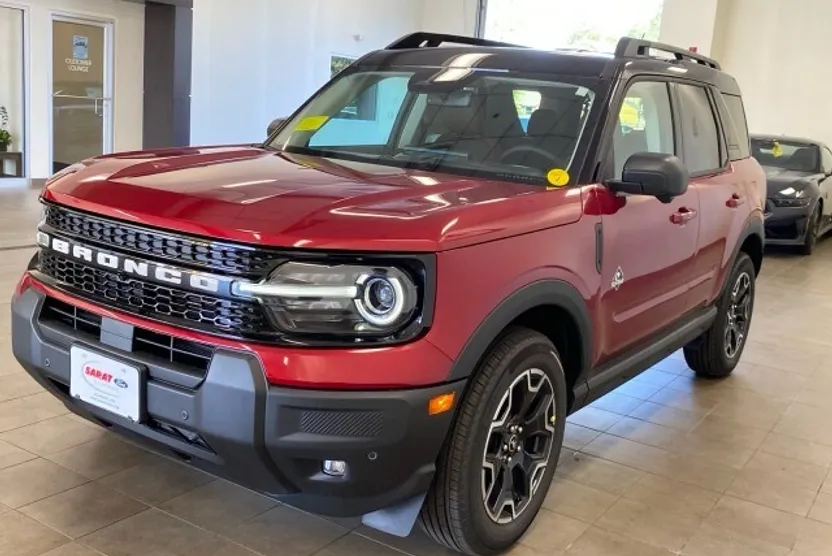 2025 Ford Bronco Sport Outer Banks photo 1