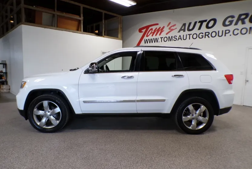 2013 Jeep Grand Cherokee Limited photo 1