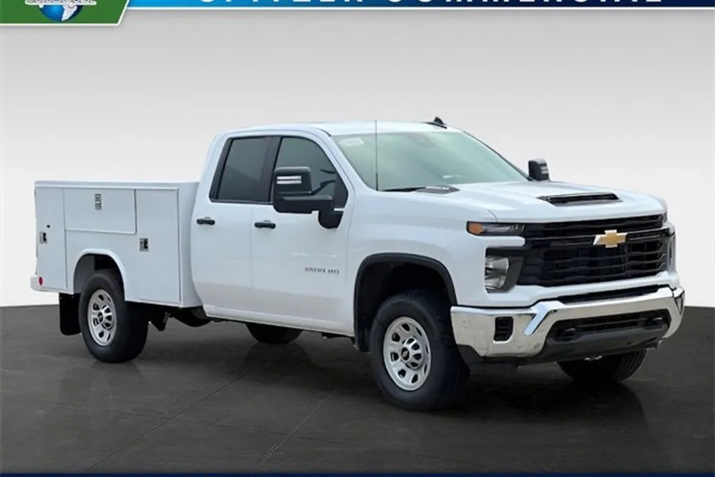 2025 Chevrolet Silverado 2500HD photo 1