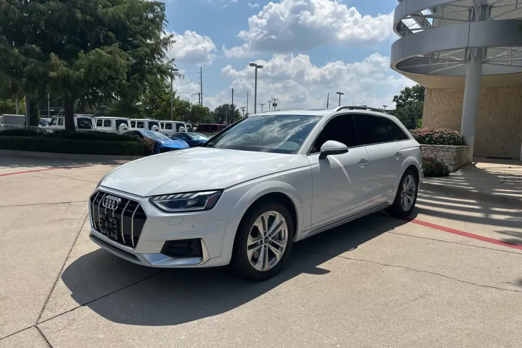 2021 Audi A4 Allroad 45 Premium Plus Quattro photo 1