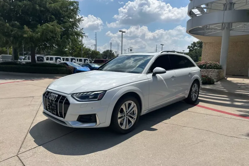 2021 Audi A4 Allroad 45 Premium Plus Quattro photo 1