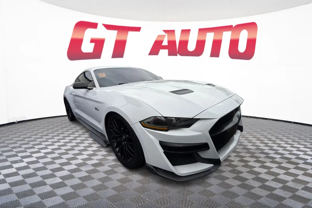 2020 Ford Mustang GT photo 1