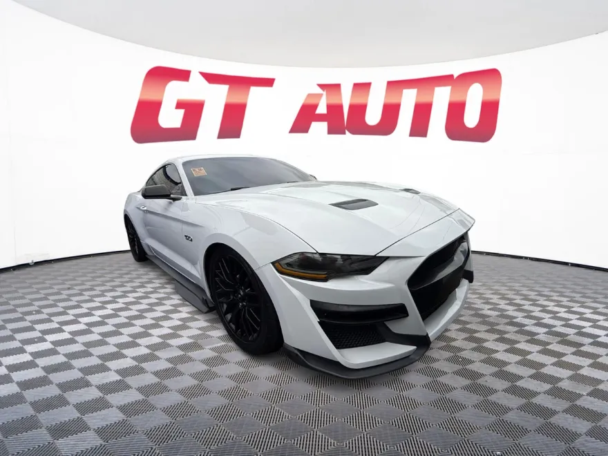 2020 Ford Mustang GT photo 1