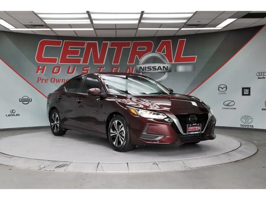2022 Nissan Sentra SV photo 1
