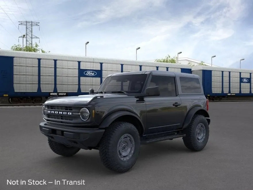 2025 Ford Bronco Base photo 1