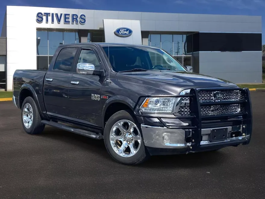 2018 Ram 1500 Laramie photo 1